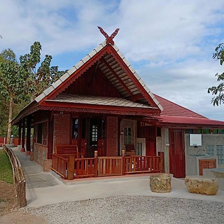 Pak Chom Rim Nam Kong Homestay מראה חיצוני תמונה