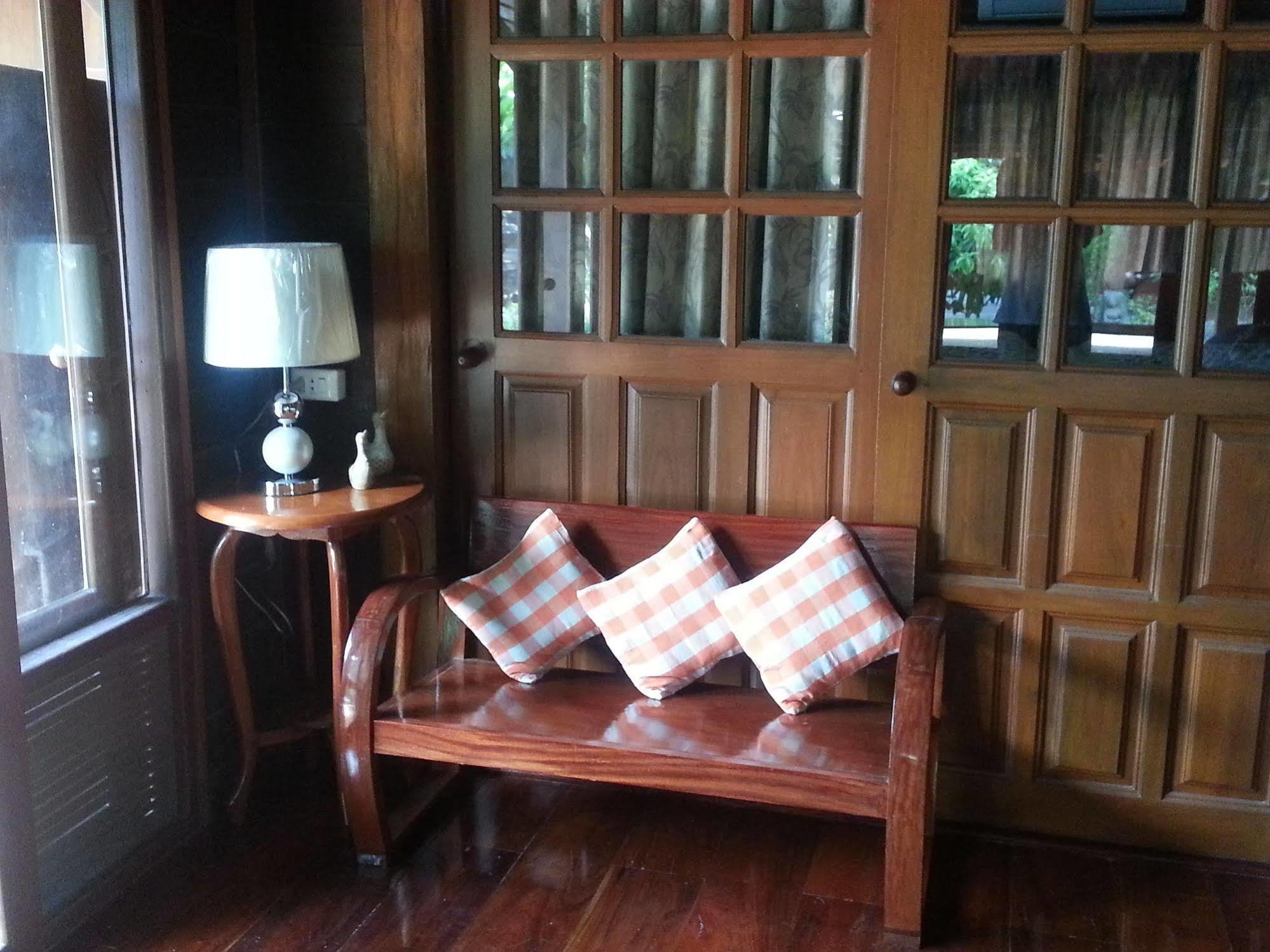 Pak Chom Rim Nam Kong Homestay מראה חיצוני תמונה