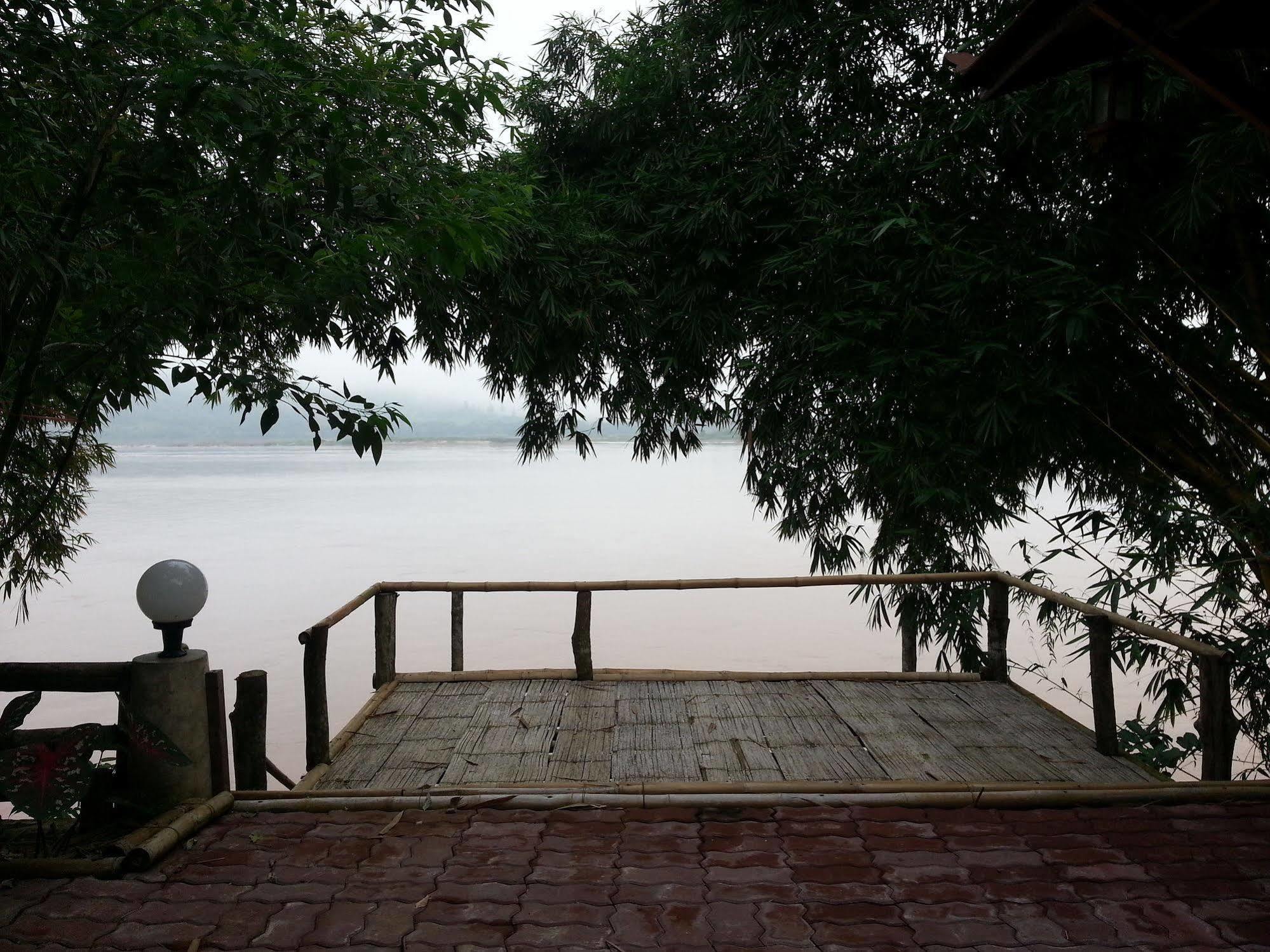 Pak Chom Rim Nam Kong Homestay מראה חיצוני תמונה