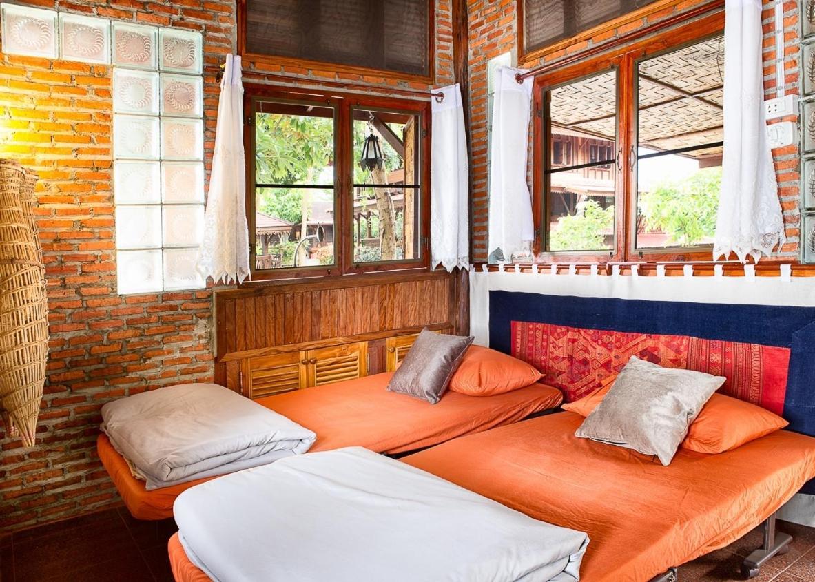 Pak Chom Rim Nam Kong Homestay מראה חיצוני תמונה
